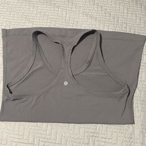 Lululemon workout tank